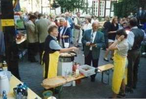 Hier gibts noch den richtigen Lippischen Pickert